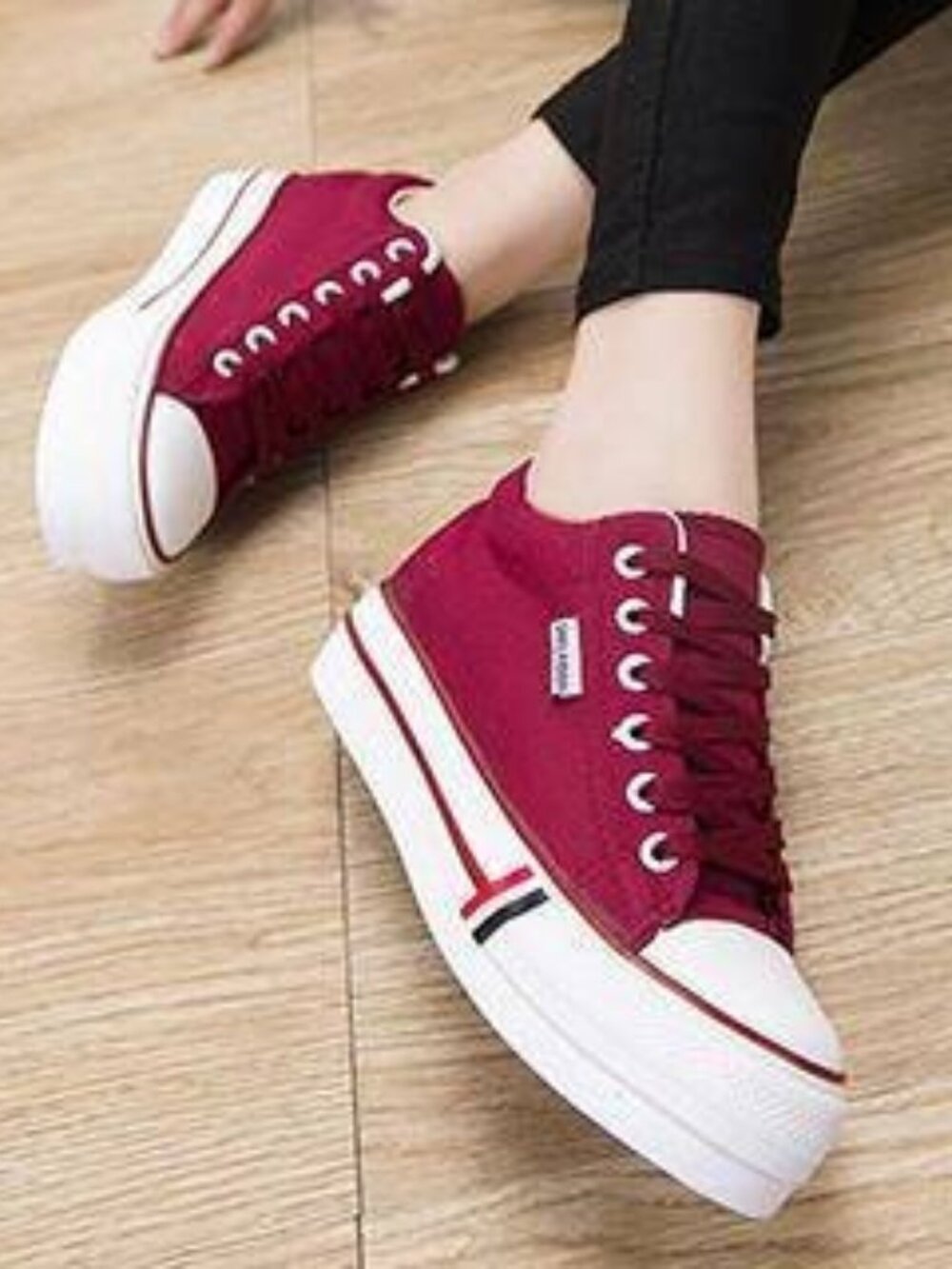 Platform Lace-up Canvas Sneakers [Wine Red - 38]